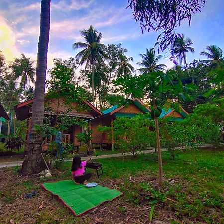 Kohmook Happy Time Bungalow Ko Mook Buitenkant foto