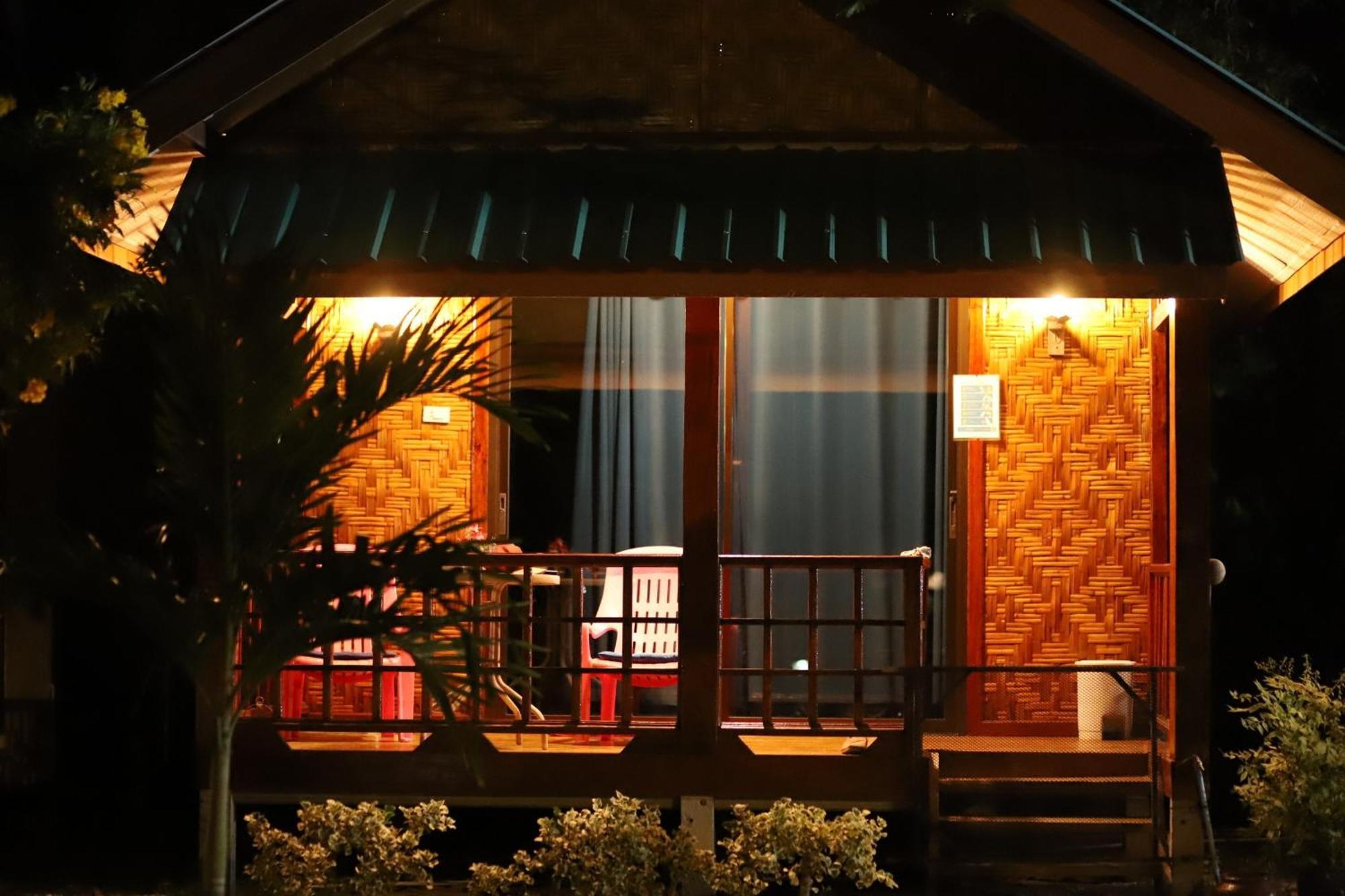 Kohmook Happy Time Bungalow Ko Mook Buitenkant foto